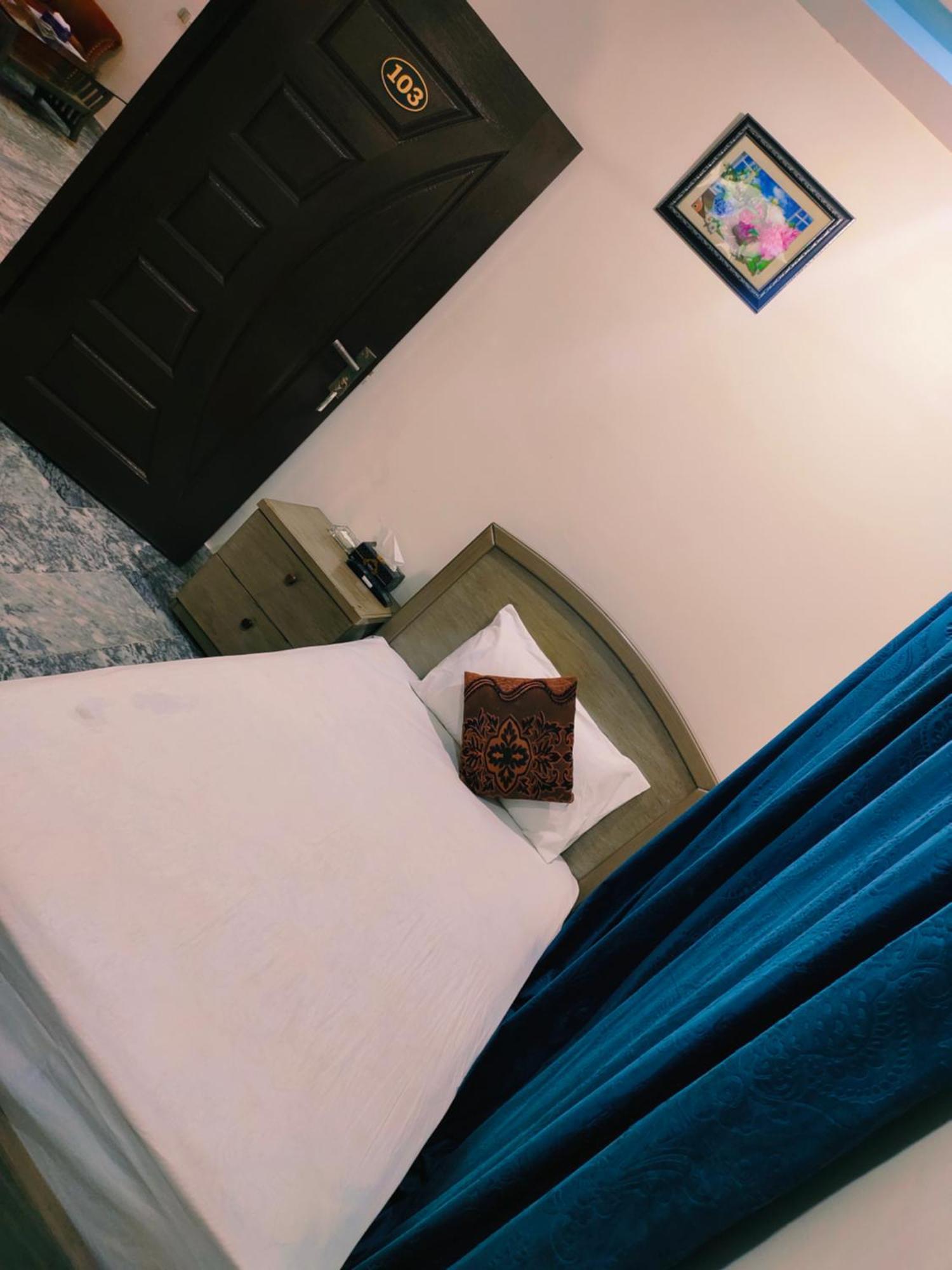 Hotel Park View Lahore Phòng bức ảnh