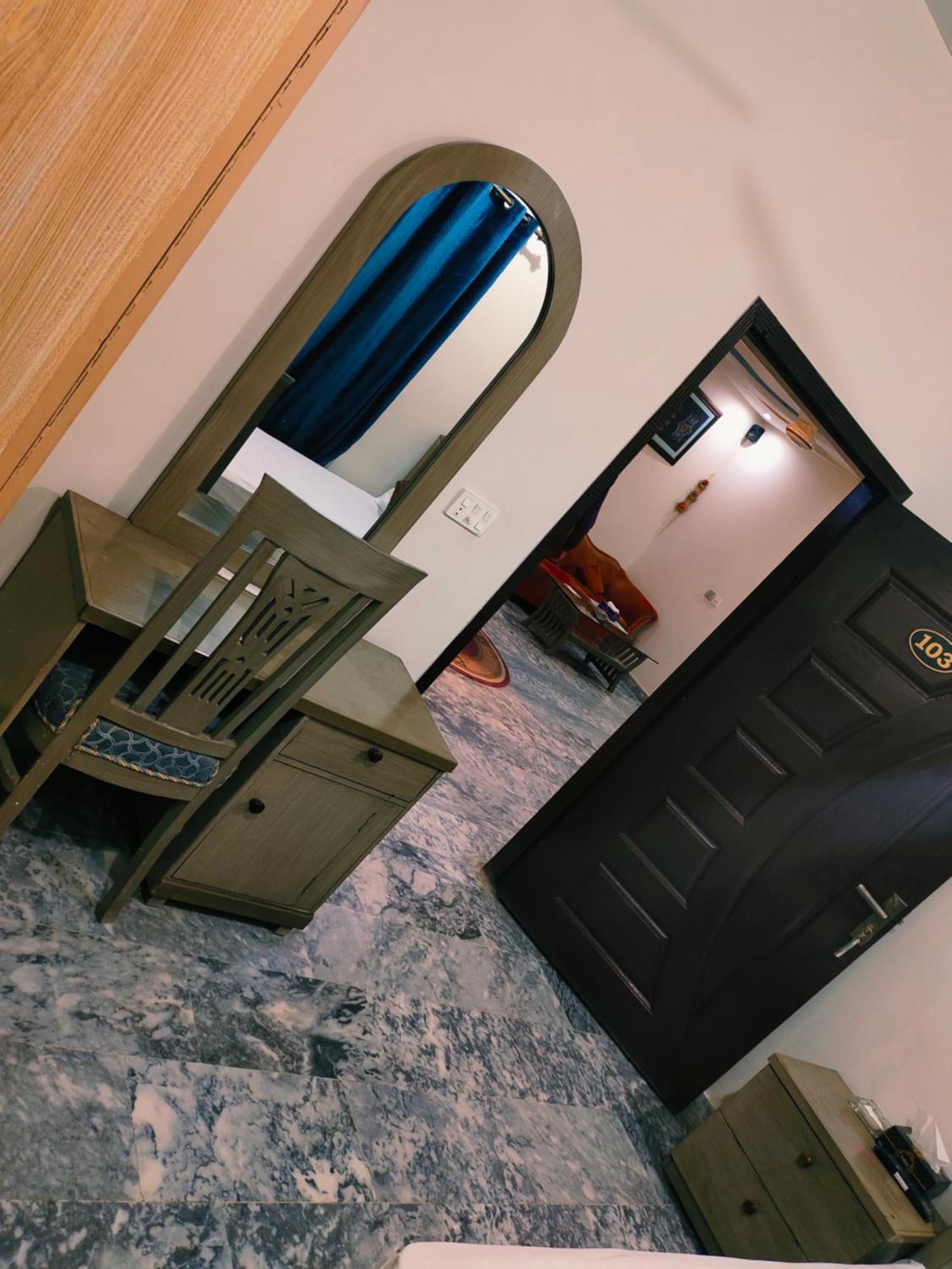 Hotel Park View Lahore Phòng bức ảnh